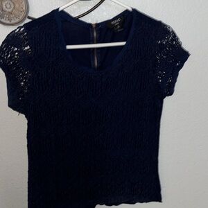 EUC Navy blue Junior L blouse Verve ptp 19” length 22” body 100% Rayon lace